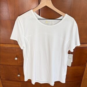 NWT Zella White Short Sleeve Tee